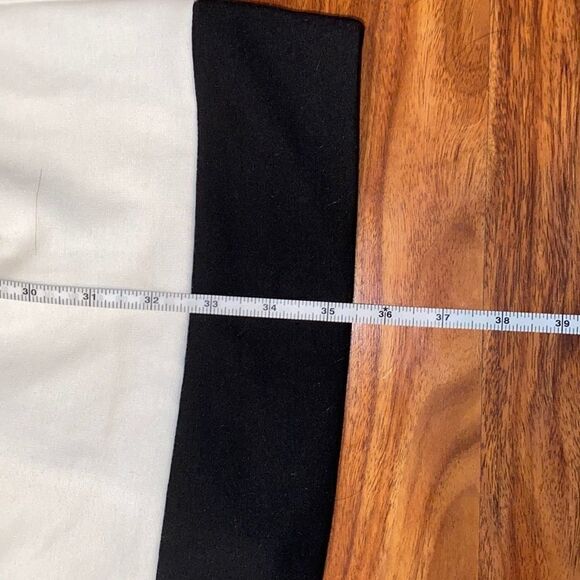 Elle Black & White Dress With Lace Details - Picture 5 of 8